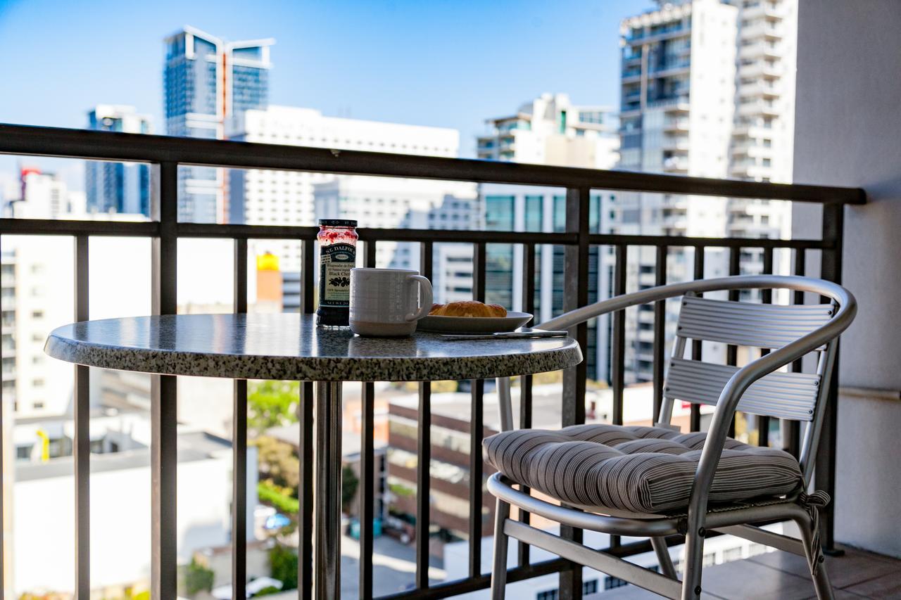 Central City Exclusive Apartments Perth Bagian luar foto